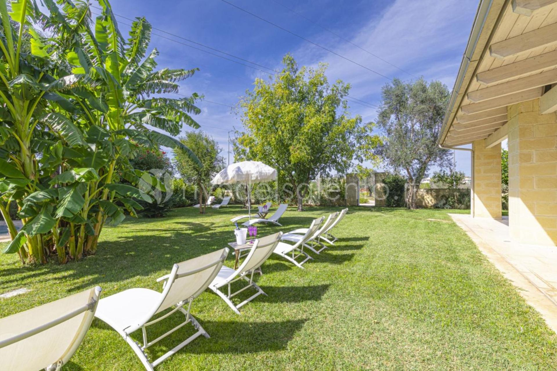 Villa Reginella เลชเช ภายนอก รูปภาพ